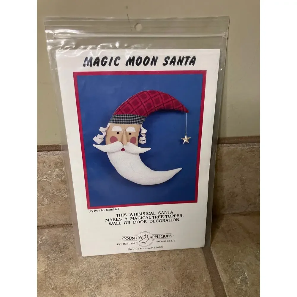 Santa Moon Sewing Pattern, Tree Topper Wall‎ or Door Decoration, Magic Moon 11”